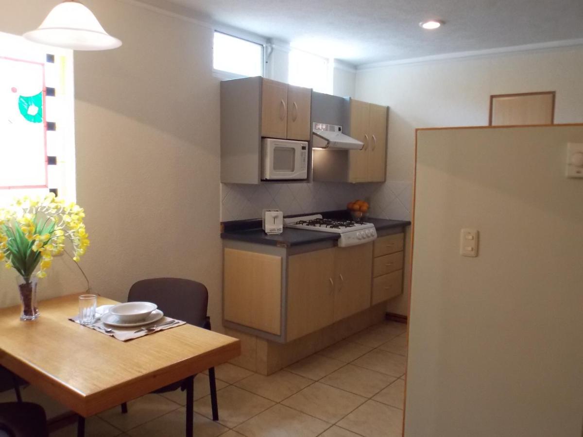 Cypres Hotel & Suites Запопан Екстериор снимка